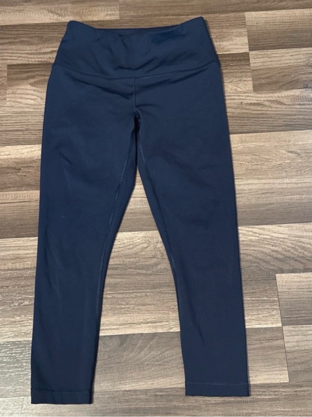 90 degree Navy blue women’s athletic cropped leggings size small